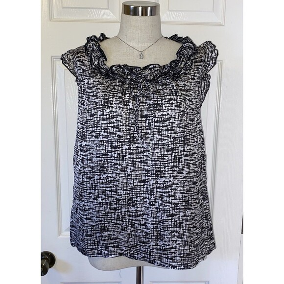 Unbranded Tops - Women's Black & White Abstract Print Ruffle Neck Sleeveless Blouse Size M